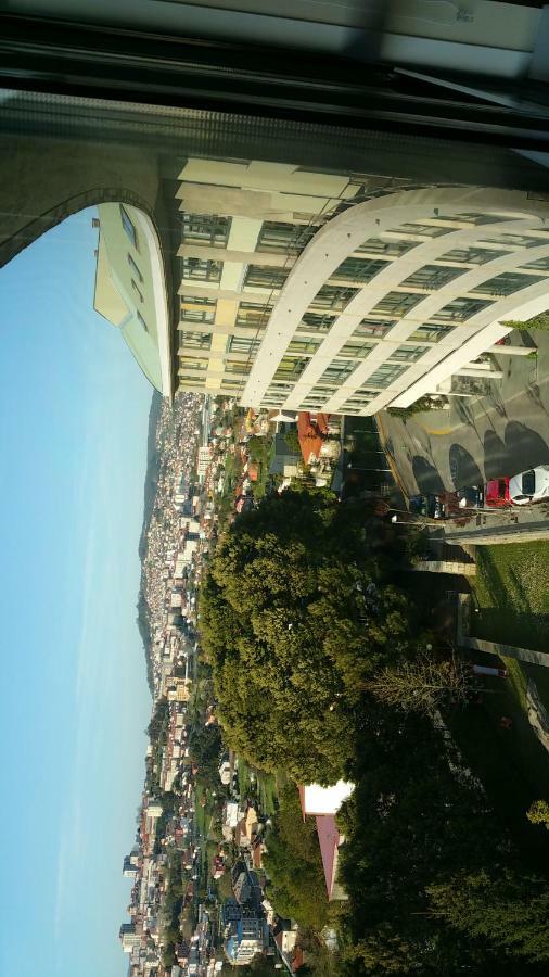 Apartamento Ideal Familias Y Grupos Vigo Luaran gambar