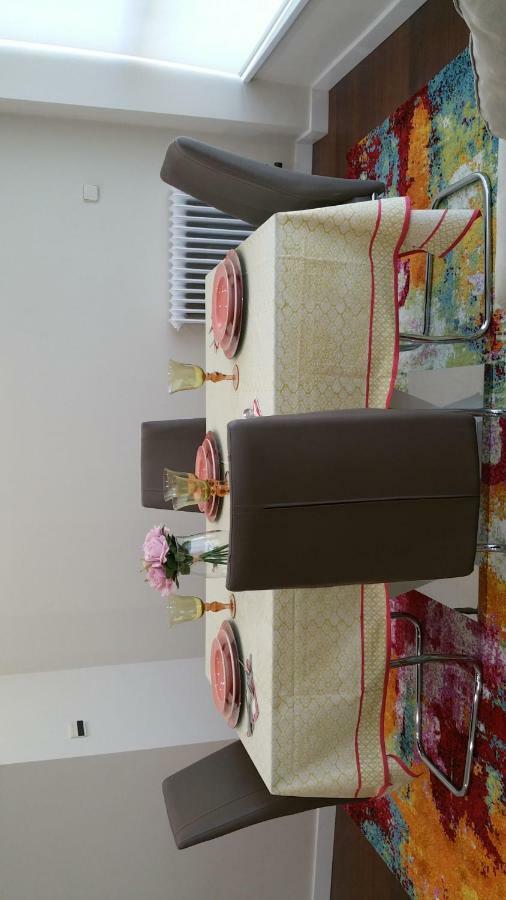 Apartamento Ideal Familias Y Grupos Vigo Luaran gambar
