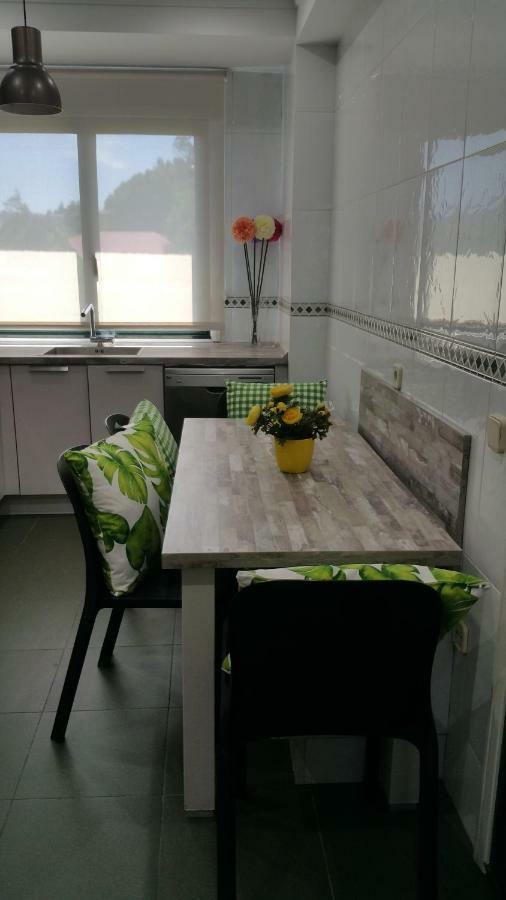 Apartamento Ideal Familias Y Grupos Vigo Luaran gambar