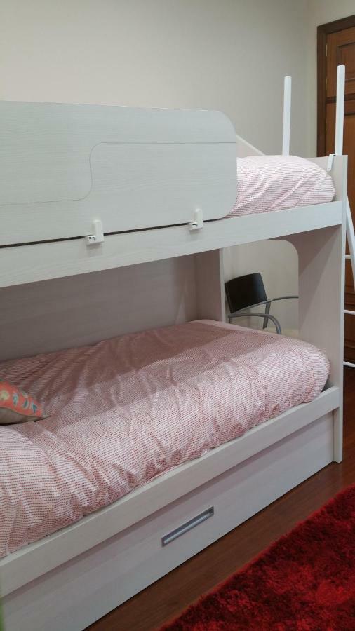 Apartamento Ideal Familias Y Grupos Vigo Luaran gambar